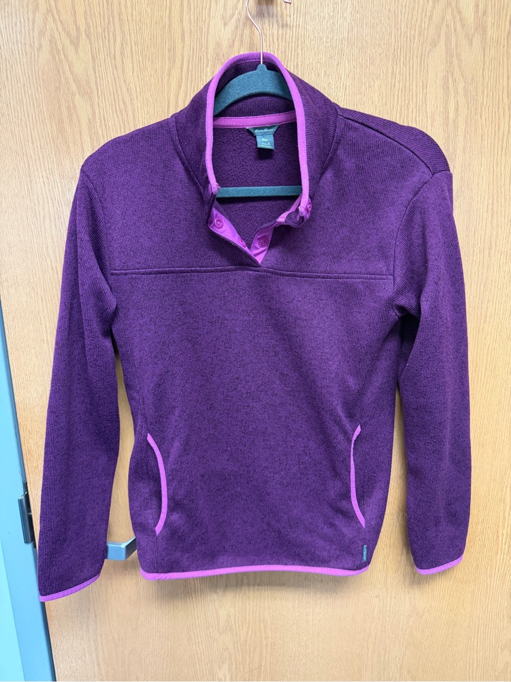 Eddie Bauer Purple Fleece Pullover with Pink Trim - Picture 1 of 8